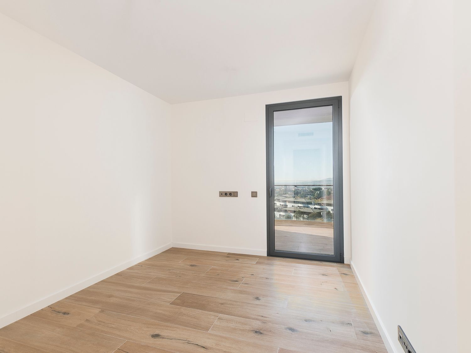 Dzīvoklis Esplugues de Llobregat, Barcelona, Spānijā 4 istabas, 162 m2 Nr. 194535