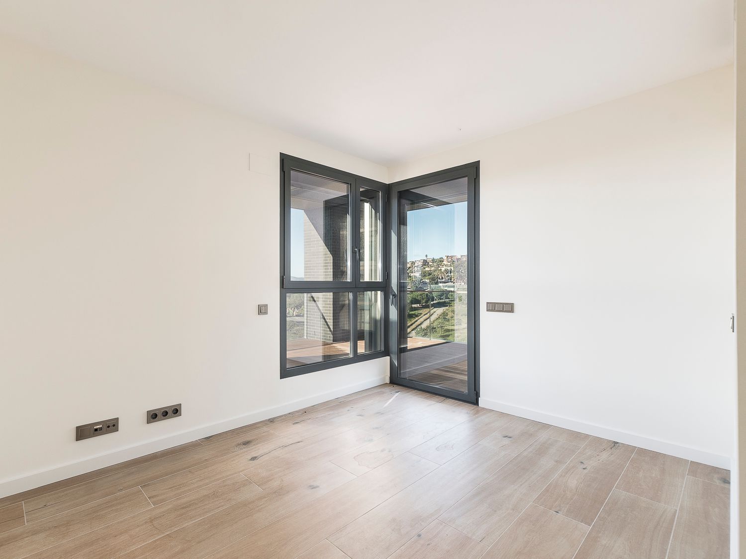 Dzīvoklis Esplugues de Llobregat, Barcelona, Spānijā 4 istabas, 162 m2 Nr. 194535