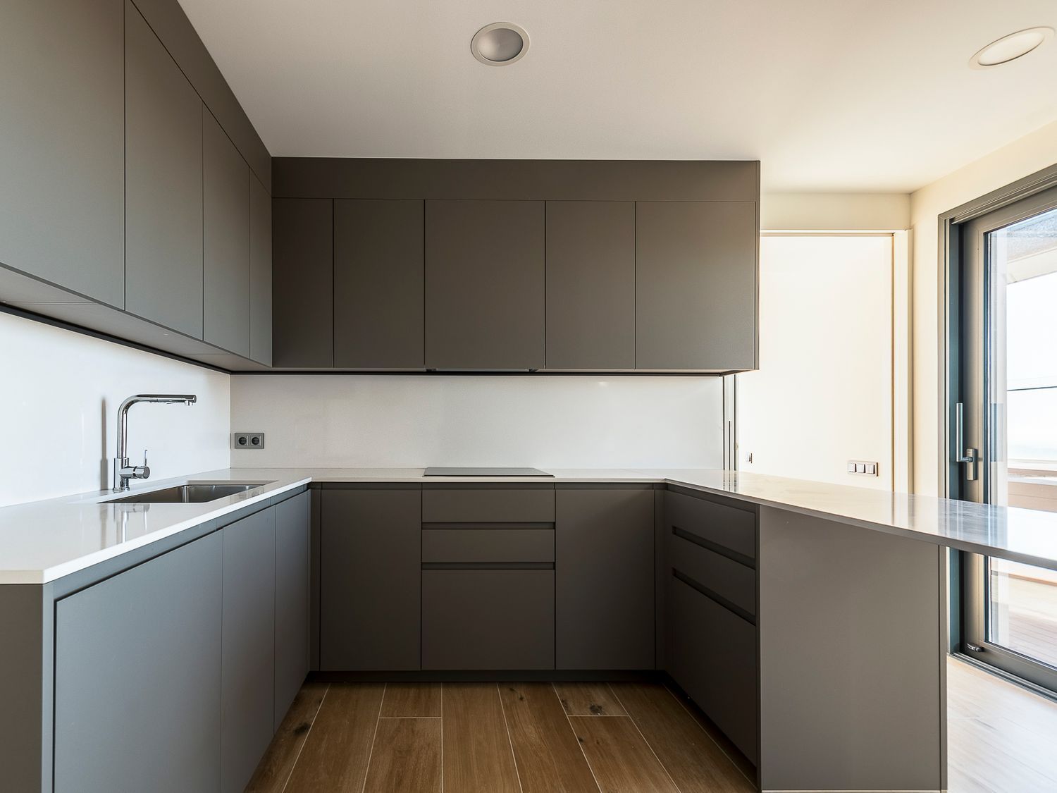 Dzīvoklis Esplugues de Llobregat, Barcelona, Spānijā 4 istabas, 162 m2 Nr. 194535