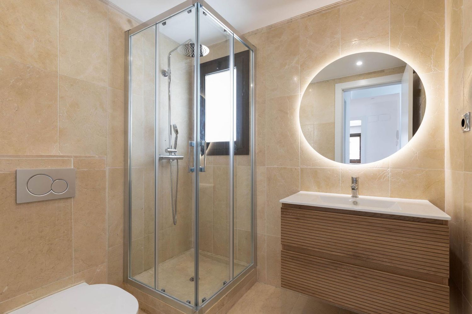 Casa a Sitges, Barcelona, Spagna 3 camere da letto, 289 mq. N° 194540
