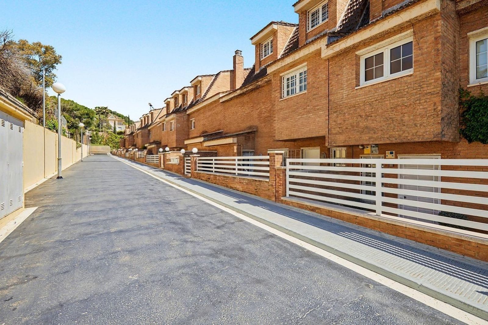 Dzīvoklis Esplugues de Llobregat, Barcelona, Spānijā 7 istabas, 489 m2 Nr. 194534