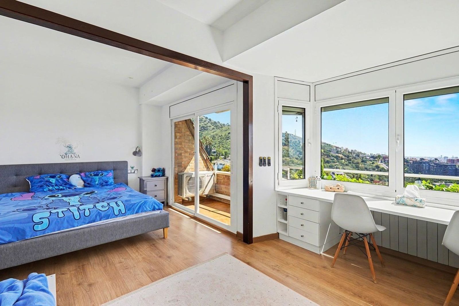Dzīvoklis Esplugues de Llobregat, Barcelona, Spānijā 7 istabas, 489 m2 Nr. 194534