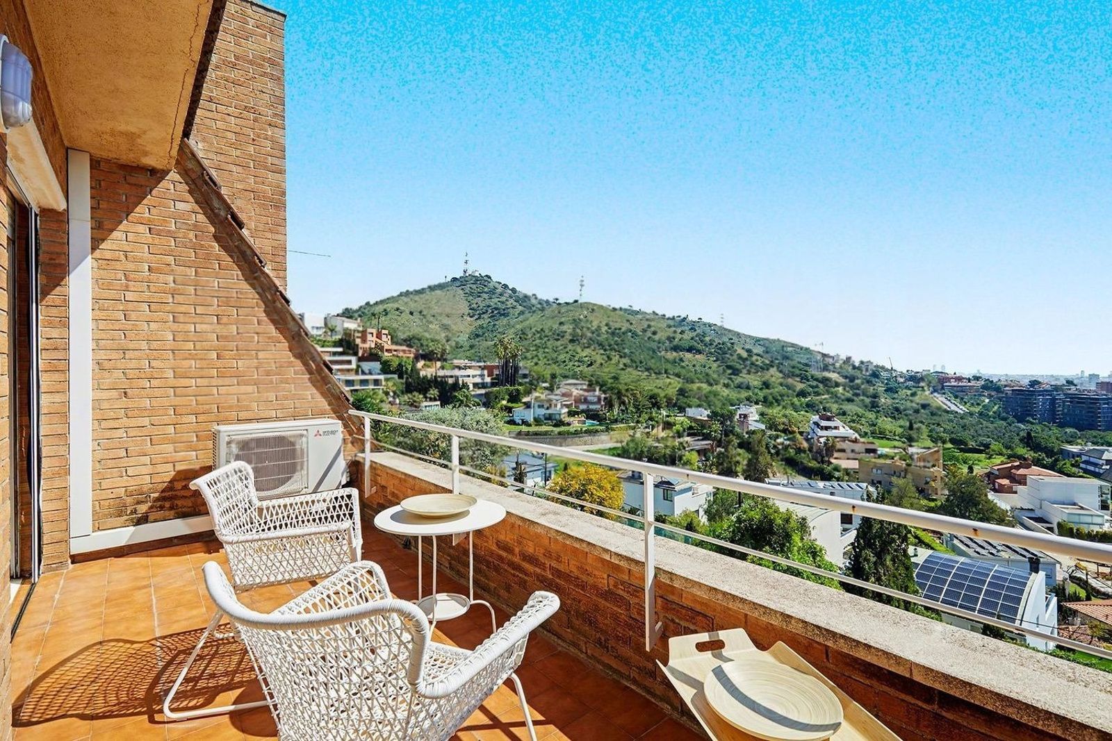 Dzīvoklis Esplugues de Llobregat, Barcelona, Spānijā 7 istabas, 489 m2 Nr. 194534