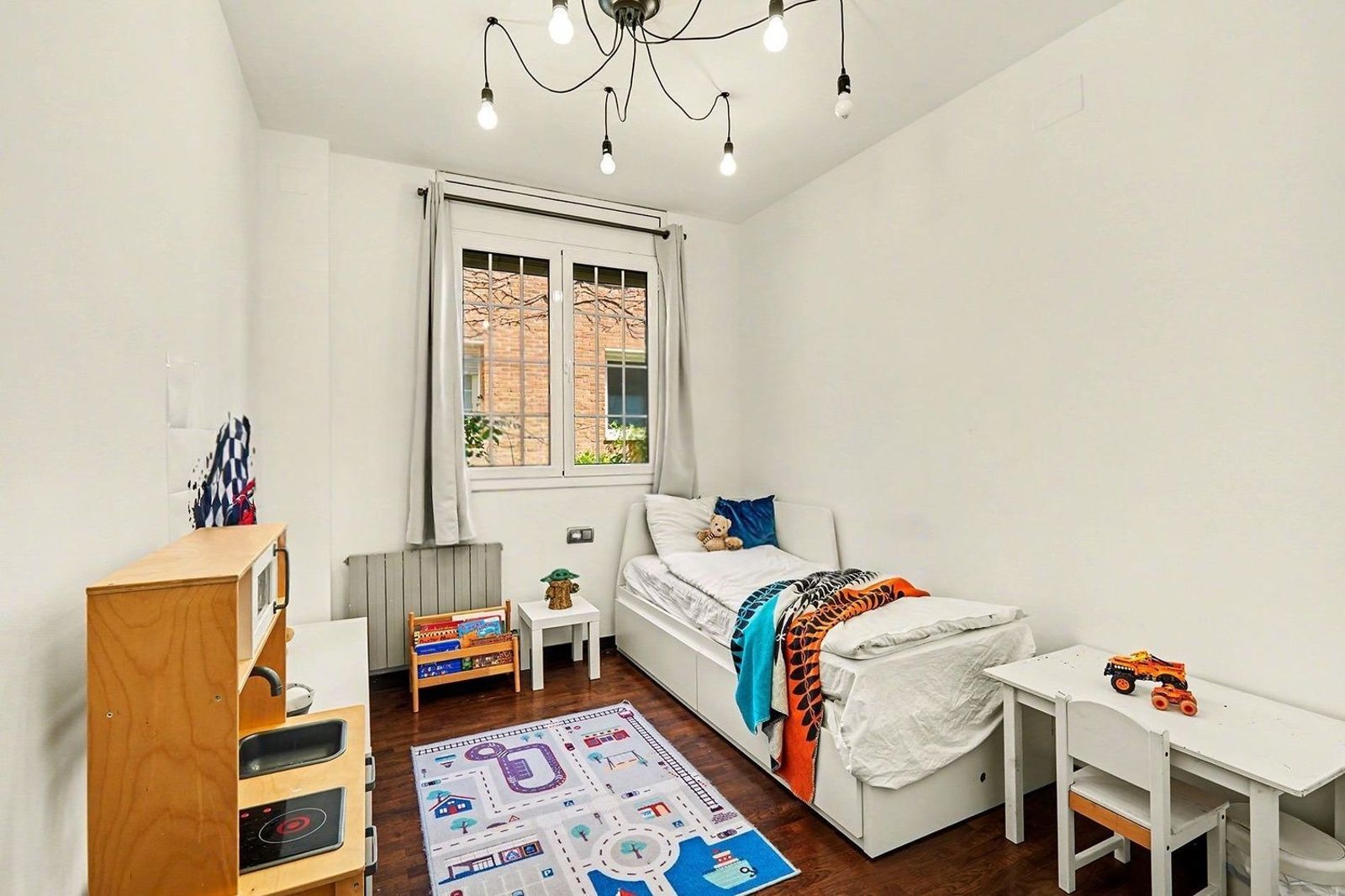 Dzīvoklis Esplugues de Llobregat, Barcelona, Spānijā 7 istabas, 489 m2 Nr. 194534
