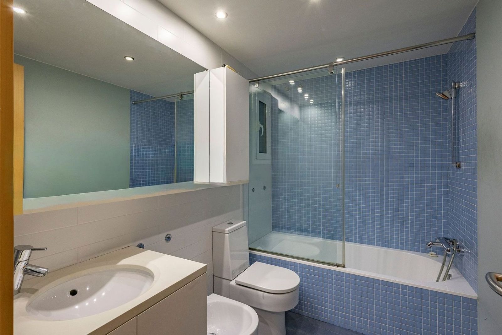 Dzīvoklis Barcelona, Spānijā 5 istabas, 245 m2 Nr. 194536