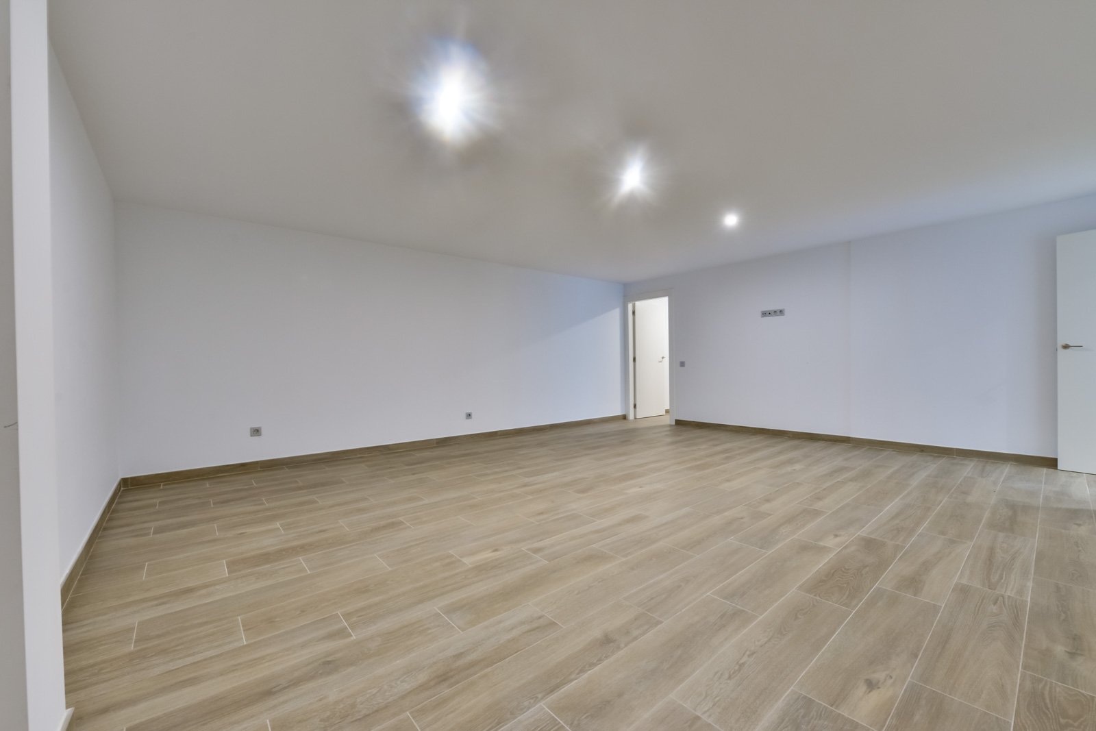 Villa a Finestrat, Alicante, Spagna 7 camere da letto, 636 mq. N° 168207