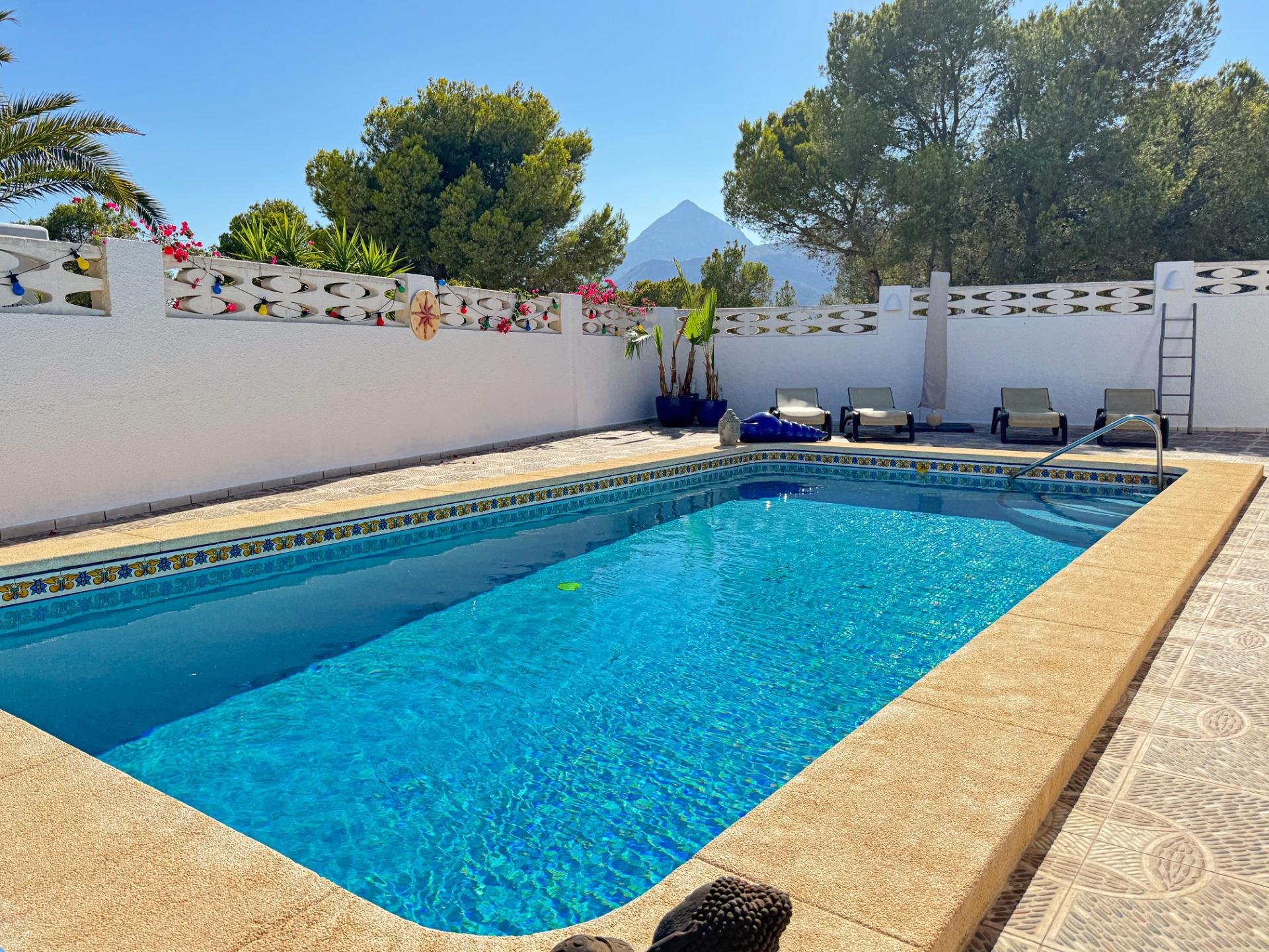 Huvila La Nucia, Alicante, Espanja 3 makuuhuonetta, 225 m2 No. 168876