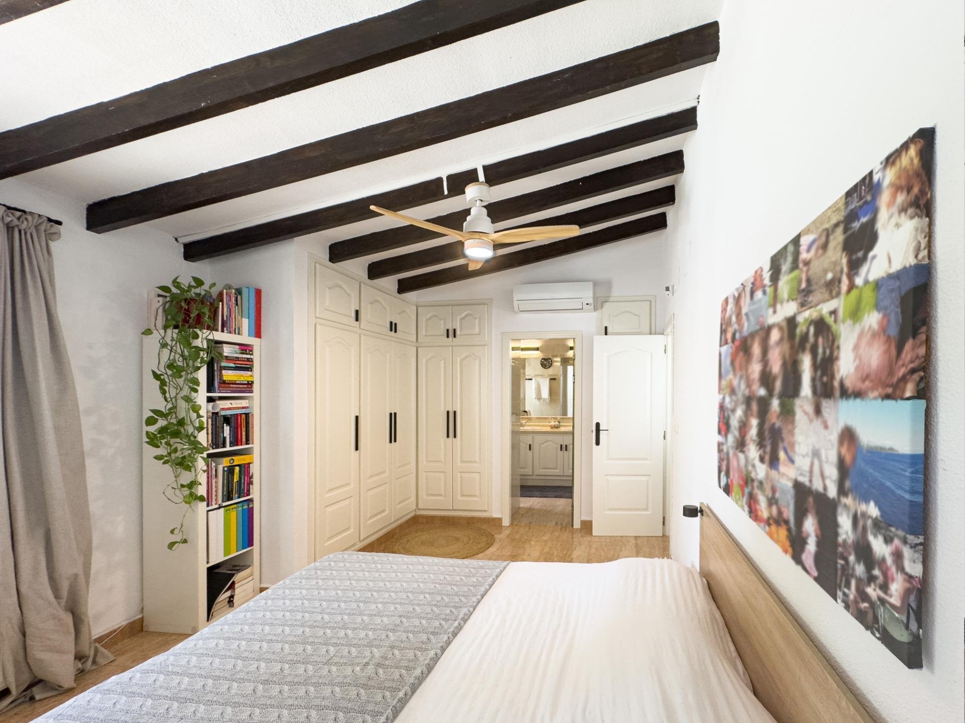 Huvila La Nucia, Alicante, Espanja 3 makuuhuonetta, 225 m2 No. 168876
