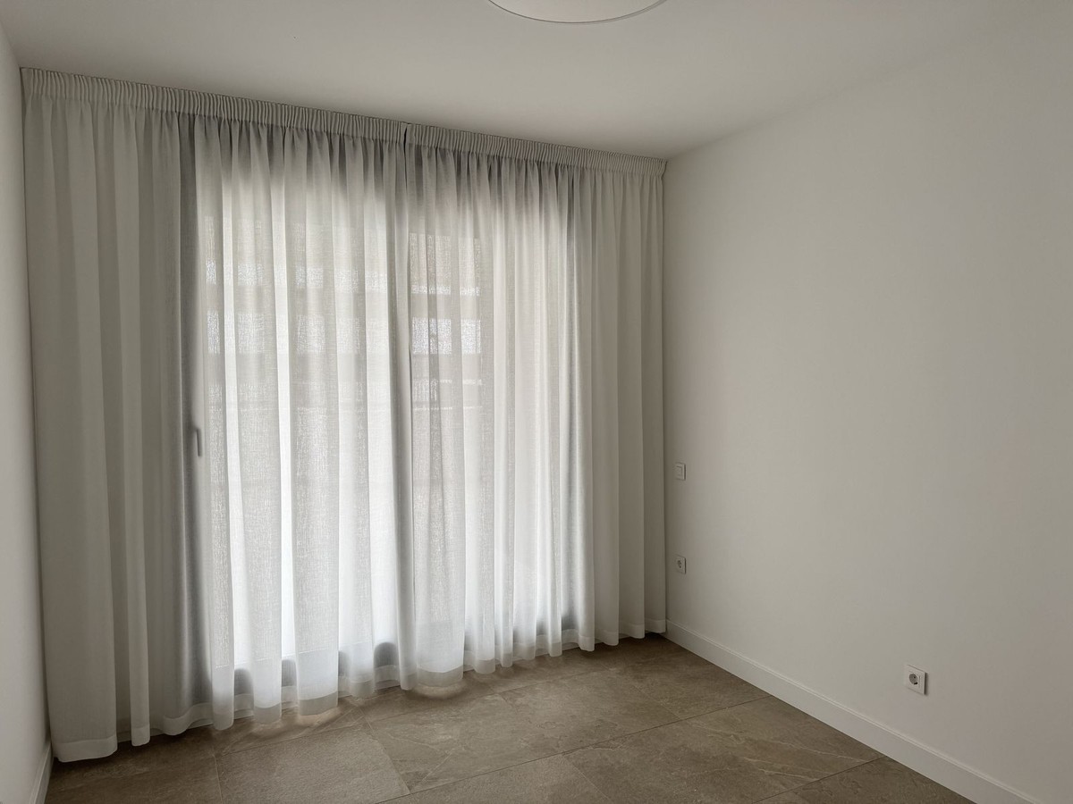 Lägenhet i Estepona, Malaga, Spanien 2 sovrum, 90 kvm. Nr. 180436
