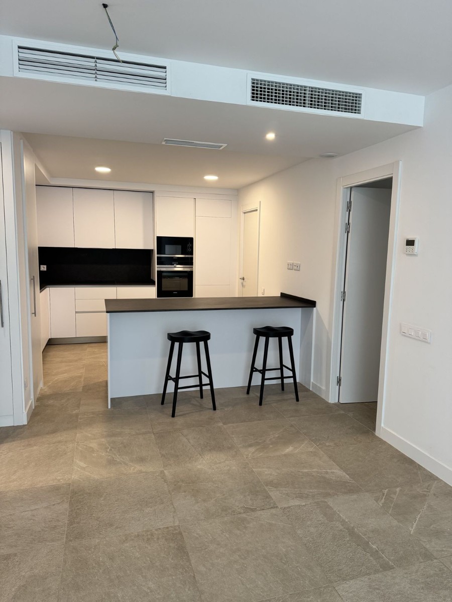 Lägenhet i Estepona, Malaga, Spanien 2 sovrum, 90 kvm. Nr. 180436