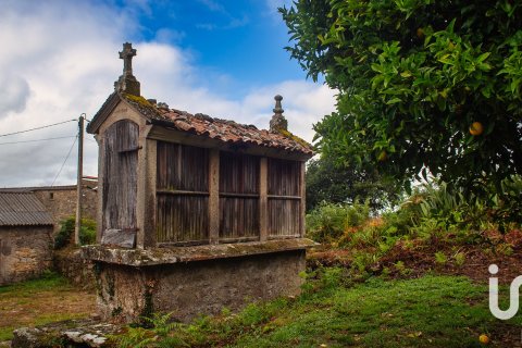 House in Vilarmaior, A Coruna, Spain 241 sq.m. No. 185750