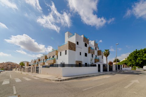 Townhouse in Villamartin, Alicante, Spanien 3 Schlafzimmer, 134 m2 Nr. 189879