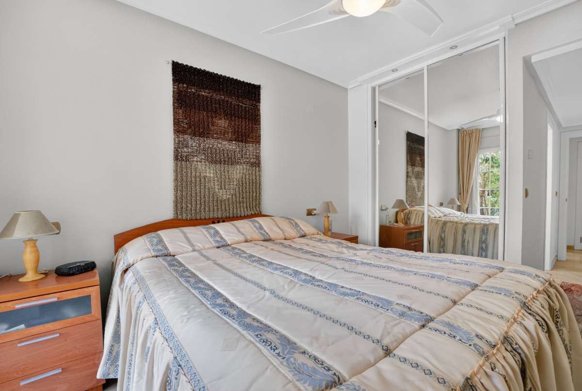 Apartamento en Cabo Roig, Alicante, España 2 dormitorios, 76 m2 No. 189877