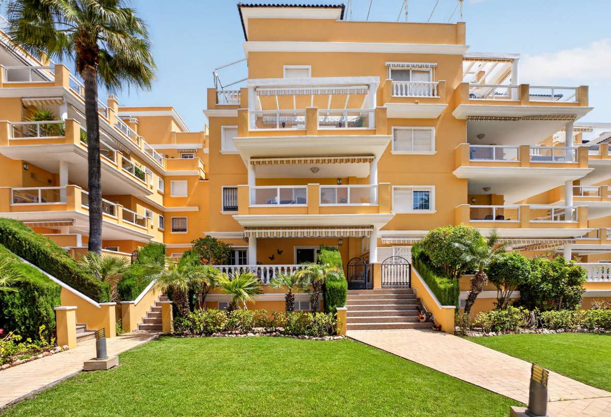 Apartamento en Cabo Roig, Alicante, España 2 dormitorios, 76 m2 No. 189877