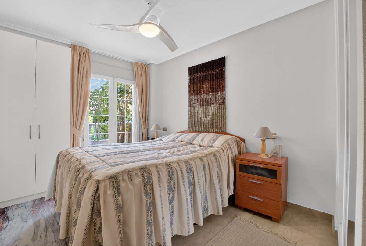 Apartamento en Cabo Roig, Alicante, España 2 dormitorios, 76 m2 No. 189877
