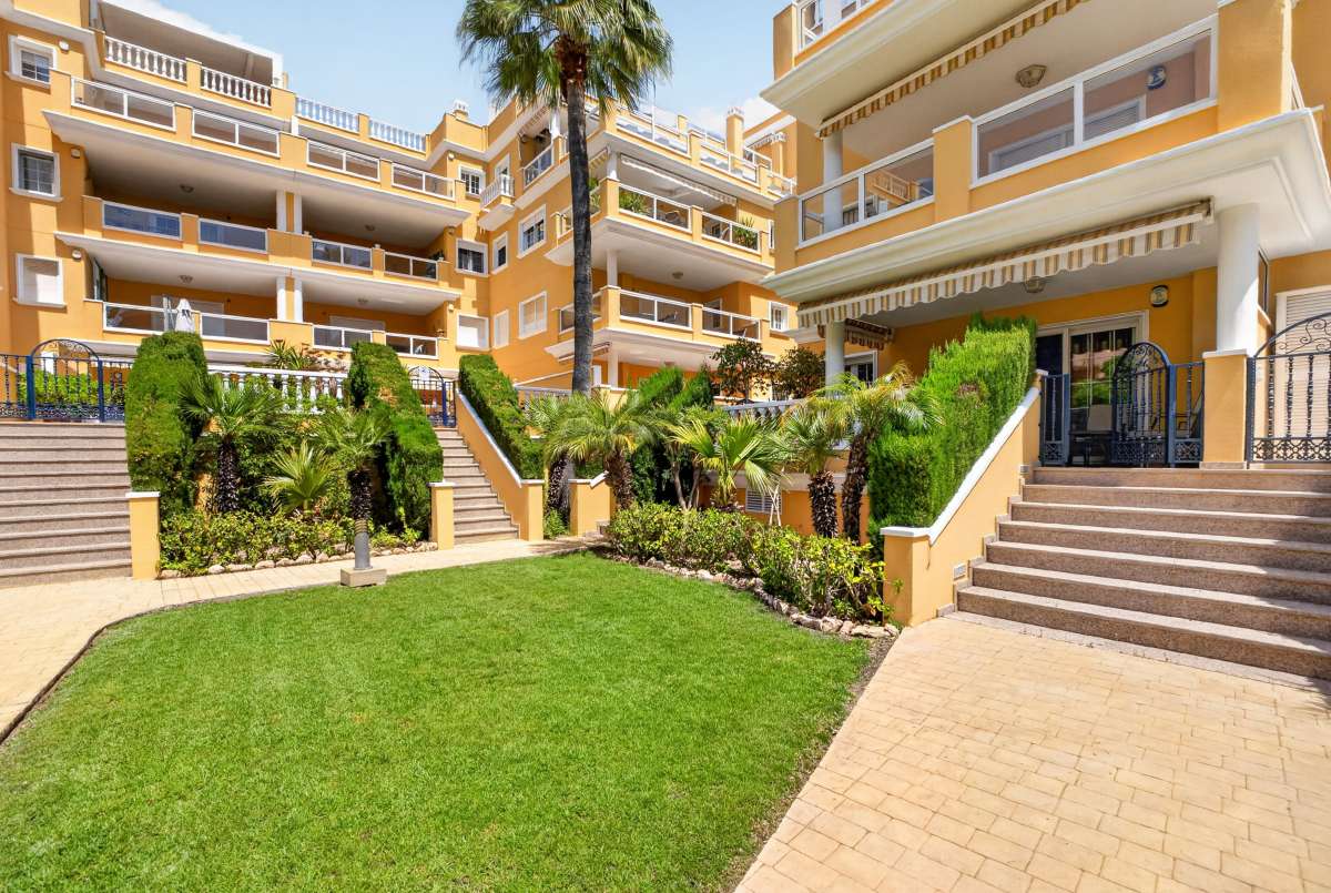 Apartamento en Cabo Roig, Alicante, España 2 dormitorios, 76 m2 No. 189877