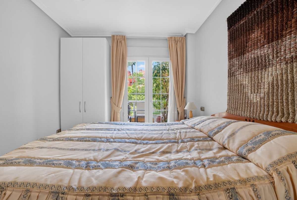 Apartamento en Cabo Roig, Alicante, España 2 dormitorios, 76 m2 No. 189877