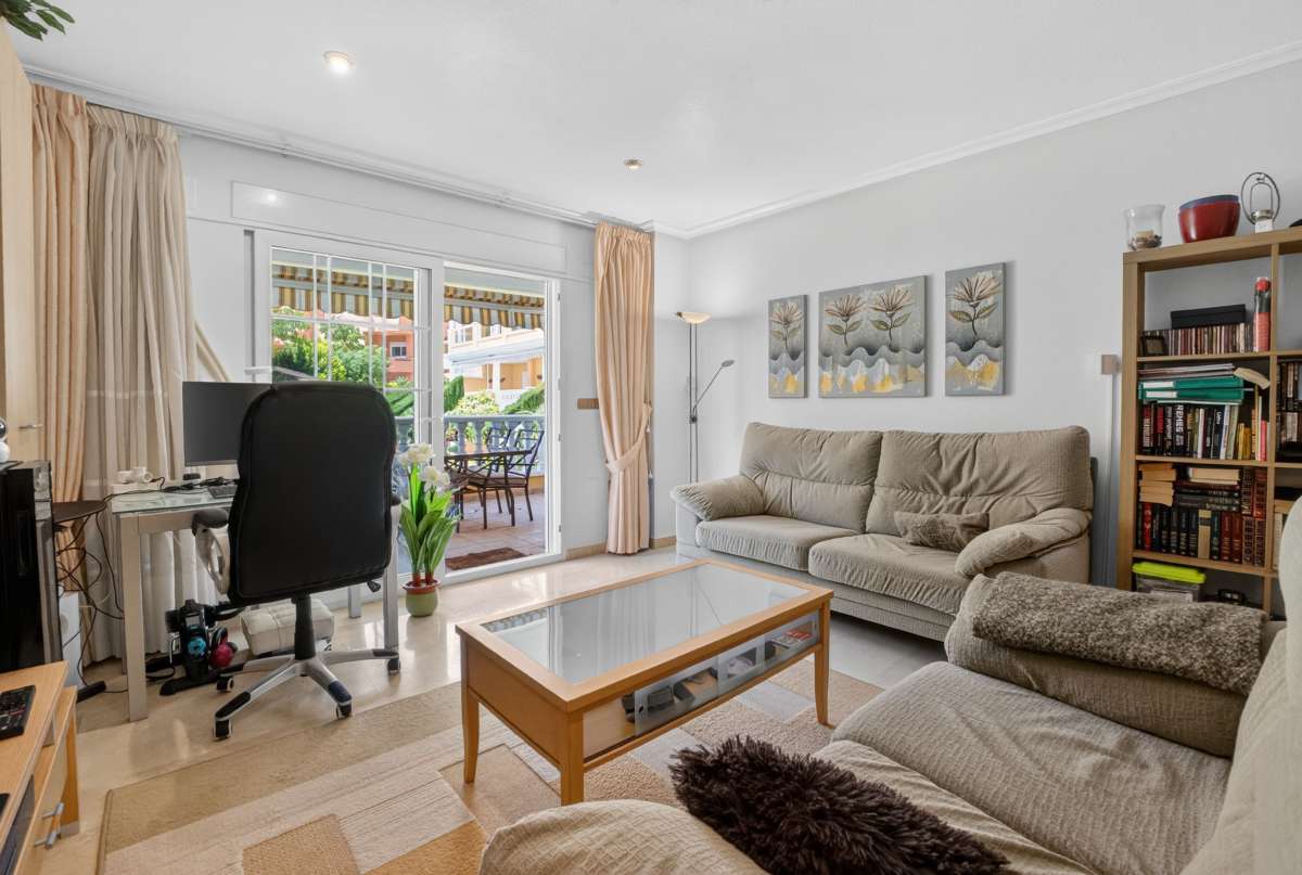 Apartamento en Cabo Roig, Alicante, España 2 dormitorios, 76 m2 No. 189877
