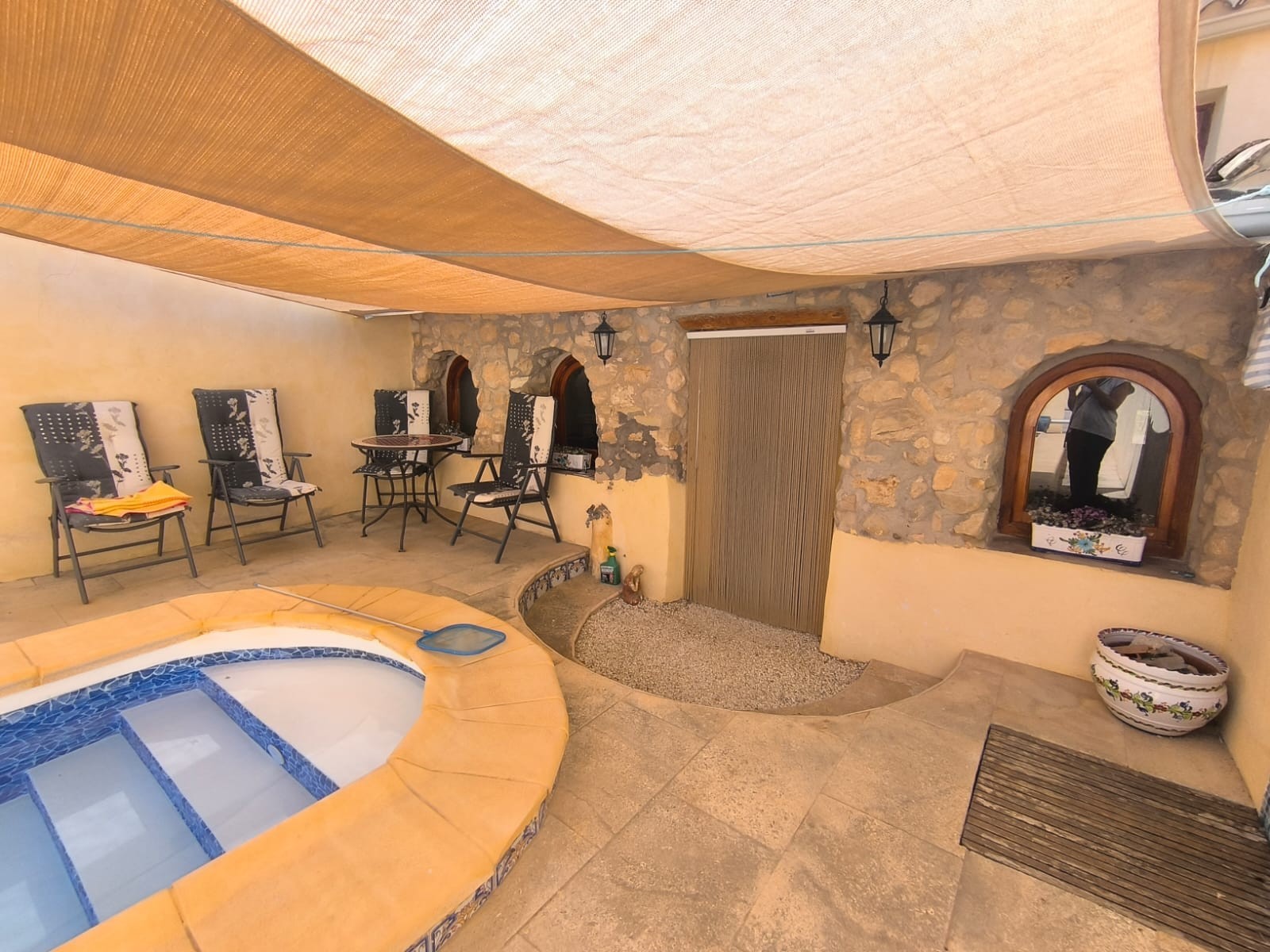 Villa in Chinorlet, Alicante, Spain 4 bedrooms, 250 sq.m. No. 189881