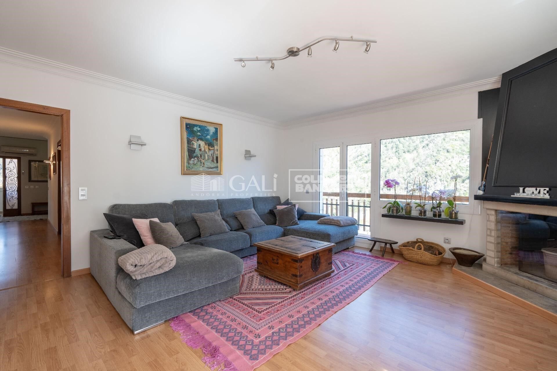 Villa Principado De Andorra (Ninguna Poblacion Tiene C.P.), Lleida, Spānijā 7 istabas, 652 m2 Nr. 160152