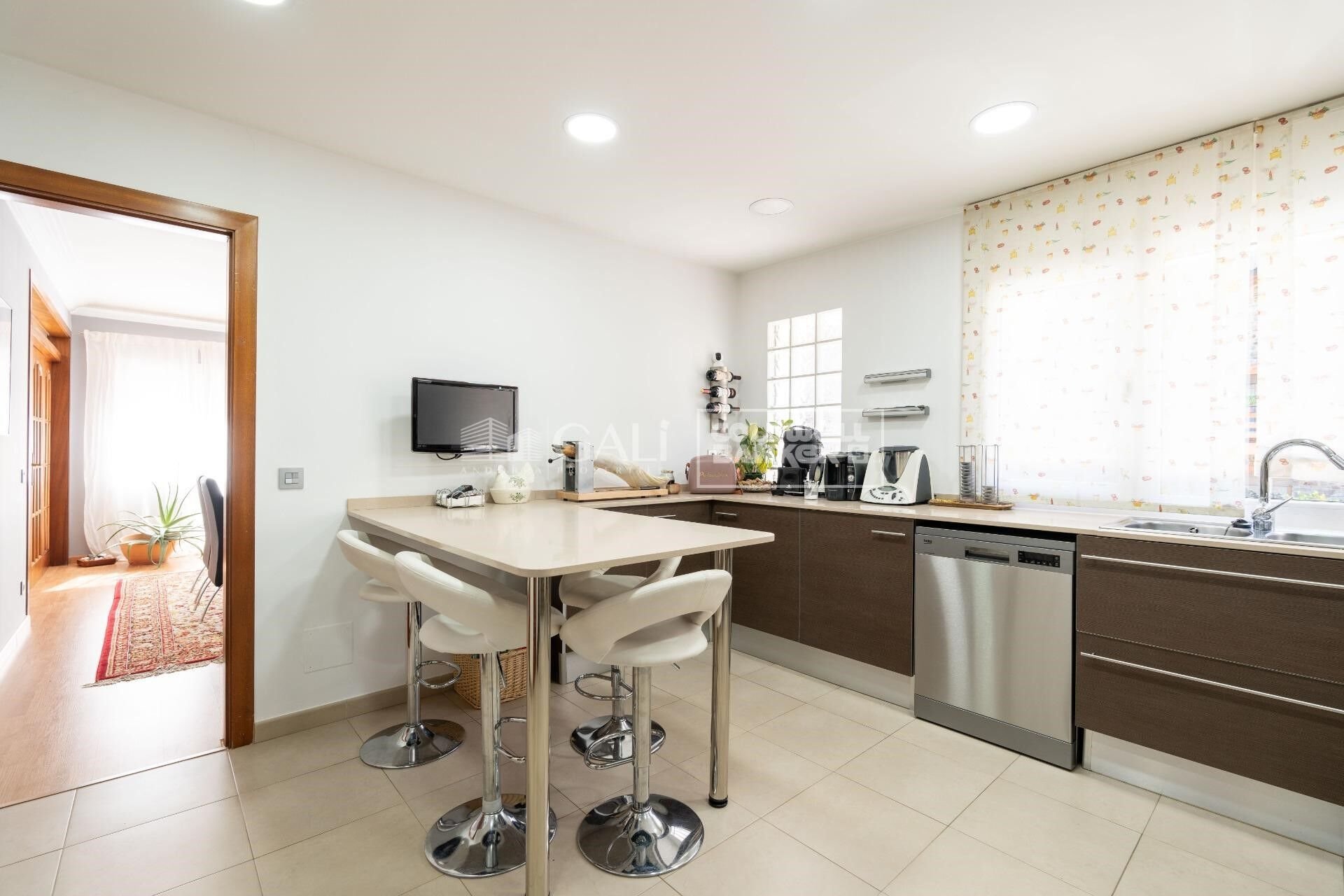 Villa Principado De Andorra (Ninguna Poblacion Tiene C.P.), Lleida, Spānijā 7 istabas, 652 m2 Nr. 160152