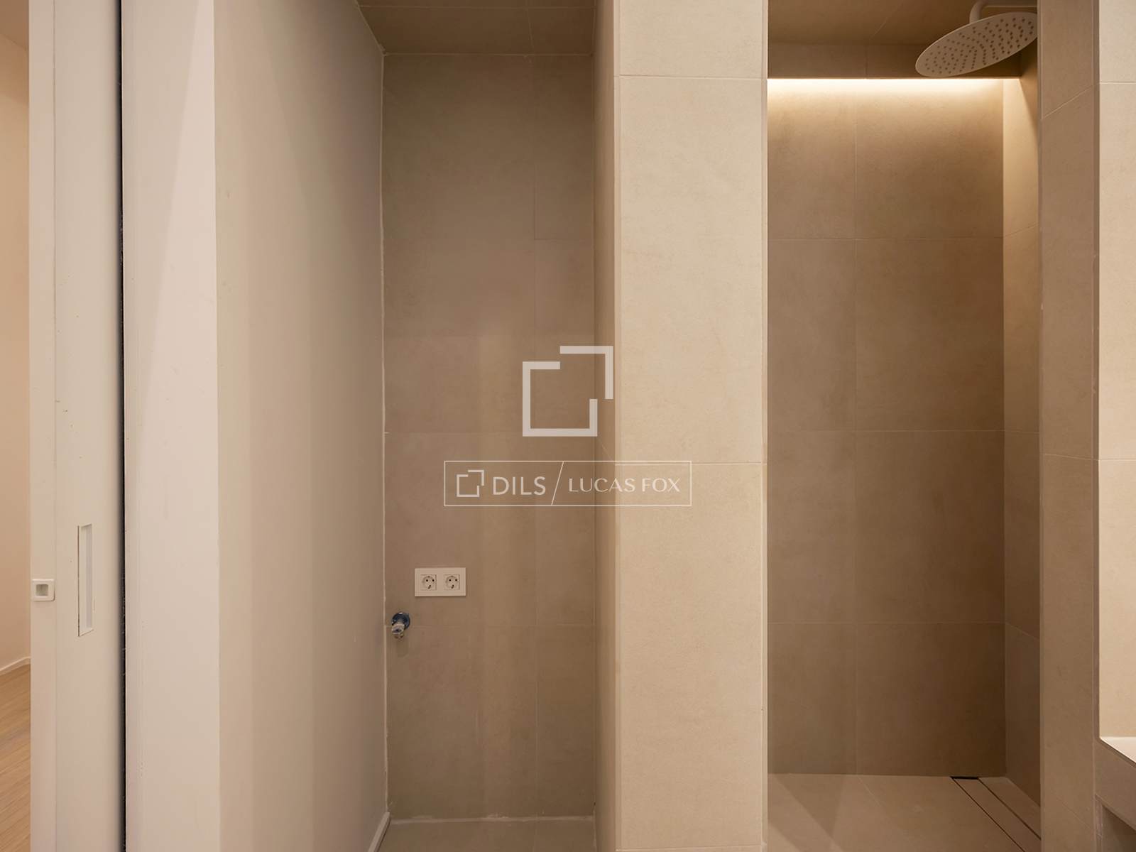 Appartamento a Barcelona, Spagna 2 camere da letto, 82 mq. N° 161390