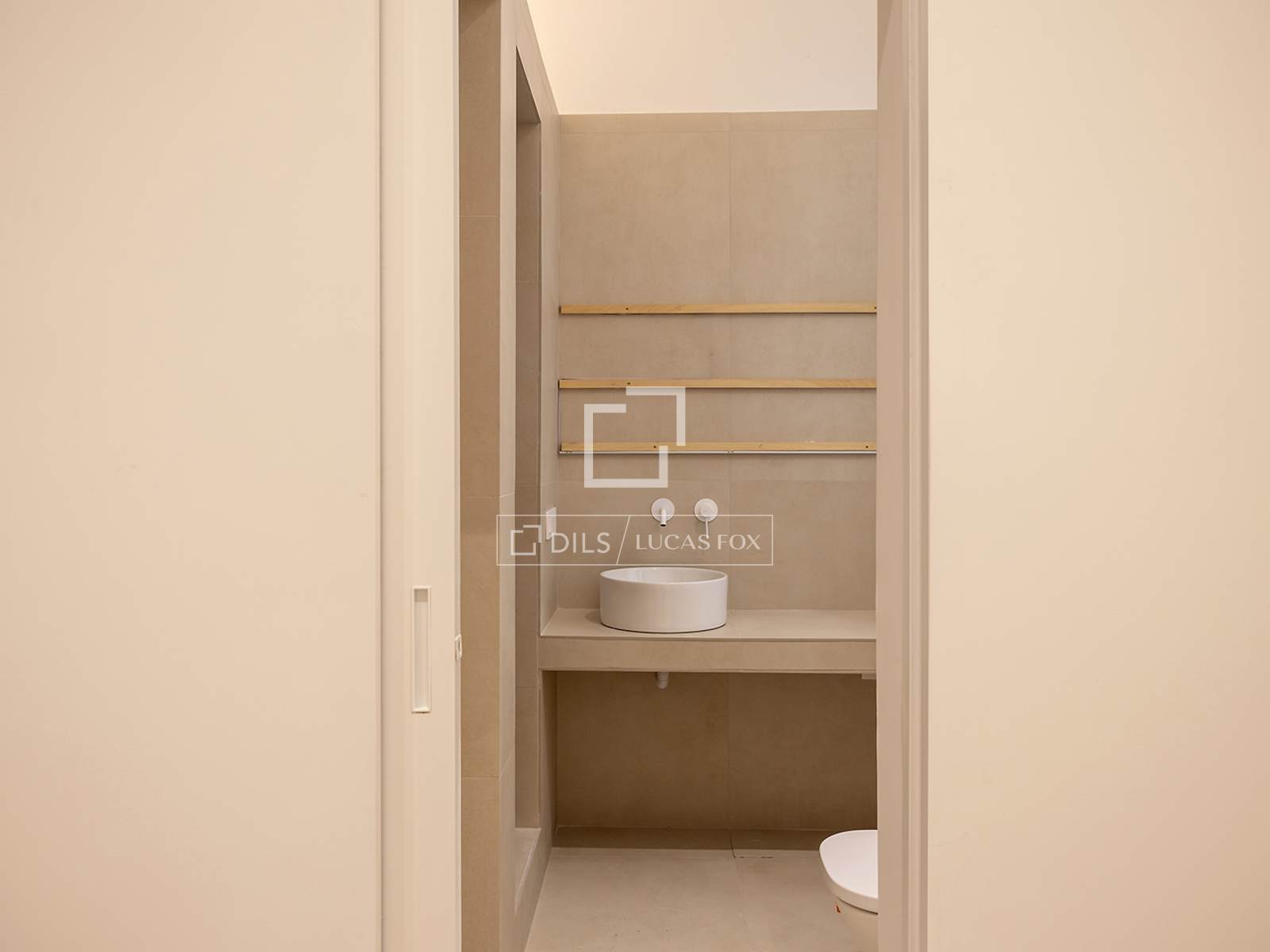 Appartamento a Barcelona, Spagna 2 camere da letto, 82 mq. N° 161390