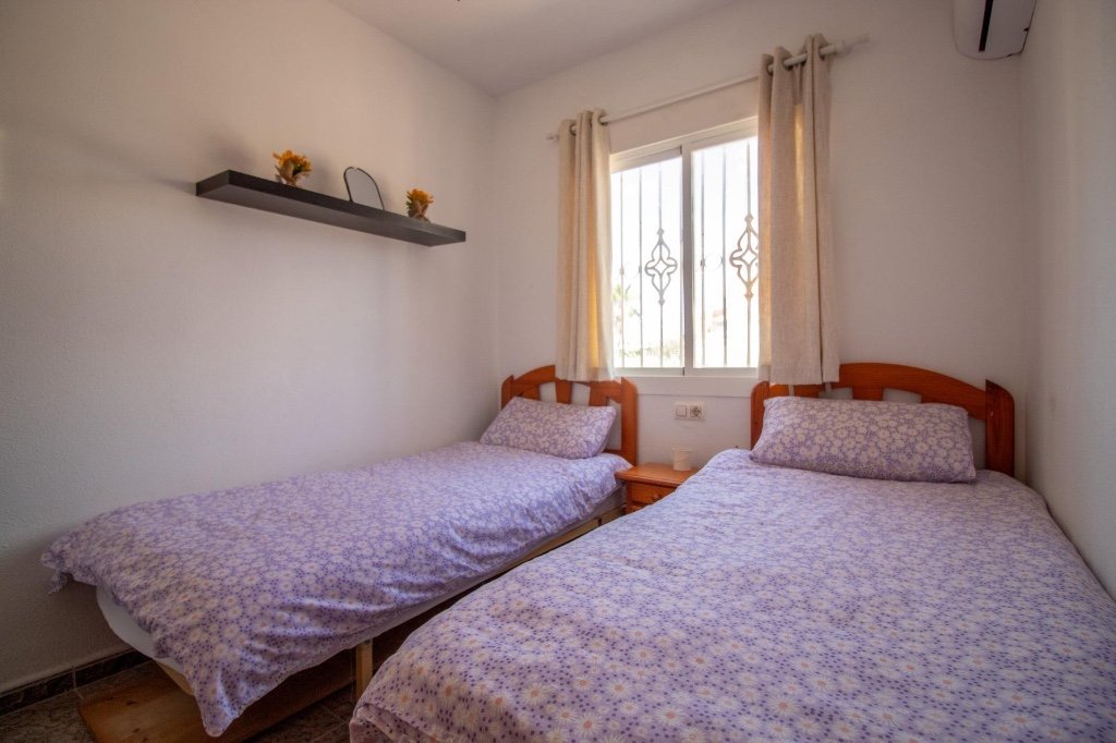 Townhouse à Cabo Roig, Alicante, Espagne 2 chambres, 64 m2 No. 145371