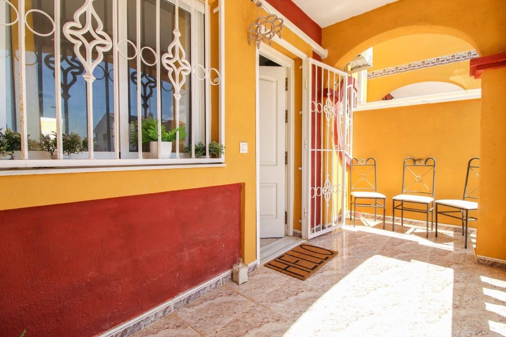 Townhouse à Cabo Roig, Alicante, Espagne 2 chambres, 64 m2 No. 145371