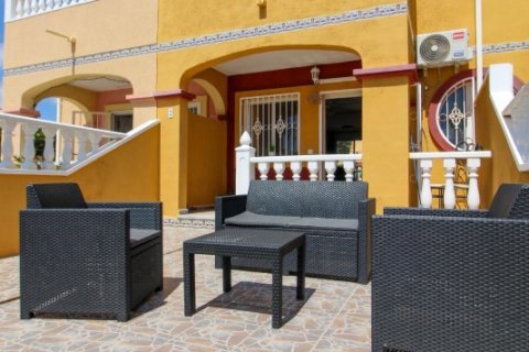 Townhouse in Cabo Roig, Alicante, Spain 2 bedrooms, 64 sq.m. No. 145371