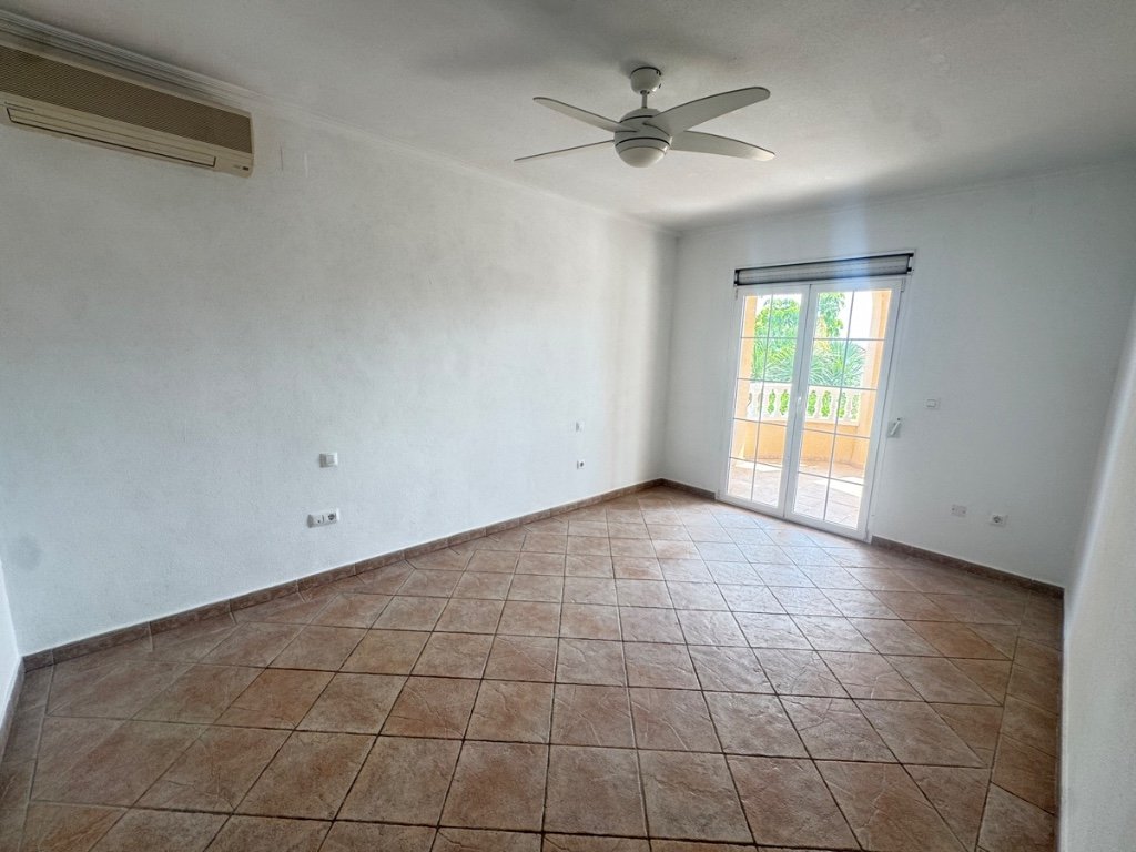 Villa en Alicante, España 3 dormitorios, 125 m2 No. 145372
