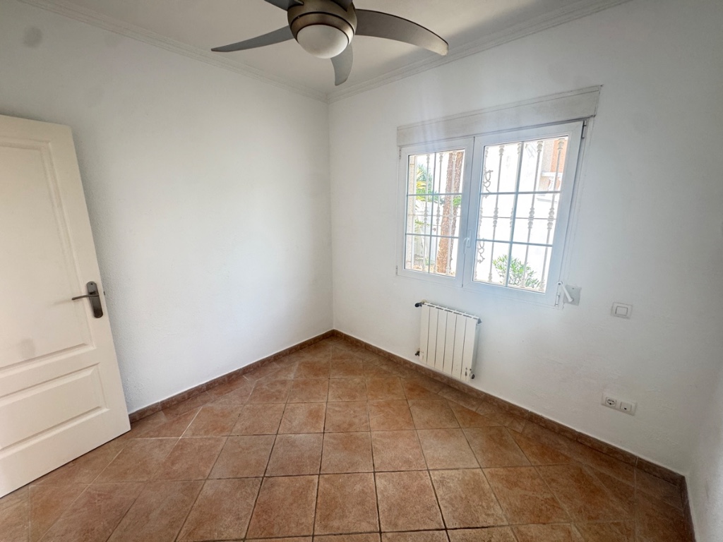 Villa en Alicante, España 3 dormitorios, 125 m2 No. 145372