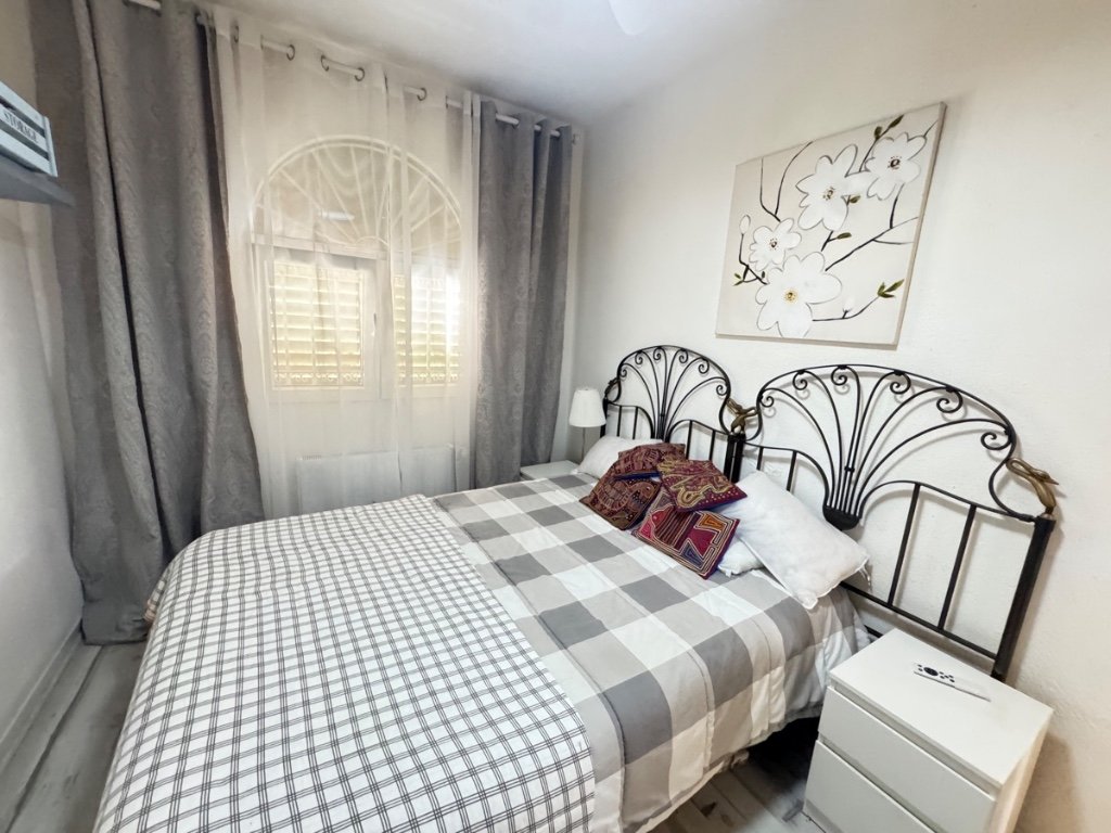Villa a La Zenia, Alicante, Spagna 4 camere da letto, 177 mq. N° 145367