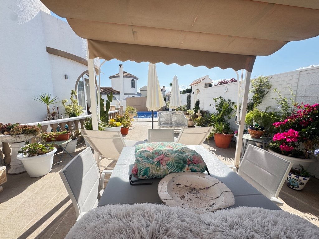 Villa a La Zenia, Alicante, Spagna 4 camere da letto, 177 mq. N° 145367