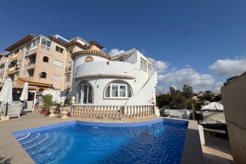 Huvila La Zenia, Alicante, Espanja 4 makuuhuonetta, 177 m2 No. 145367