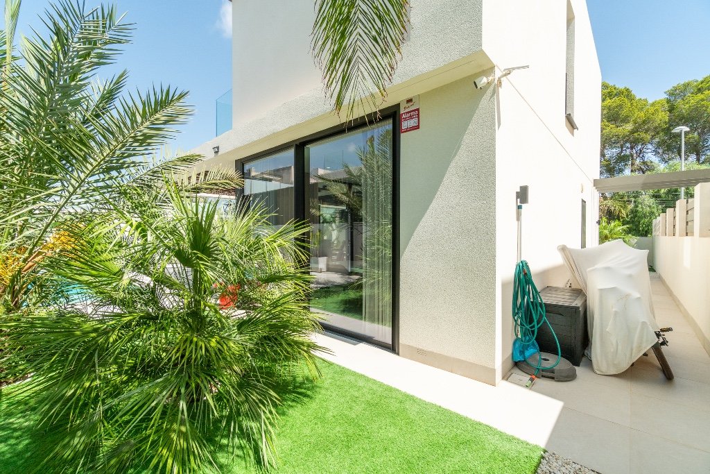 Villa in Los Balcones, Alicante, Spain 3 bedrooms, 127 sq.m. No. 145370