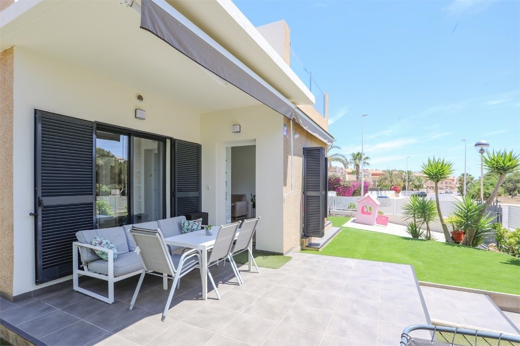 Villa La Zenia, Alicante, Spānijā 3 istabas, 72 m2 Nr. 145369