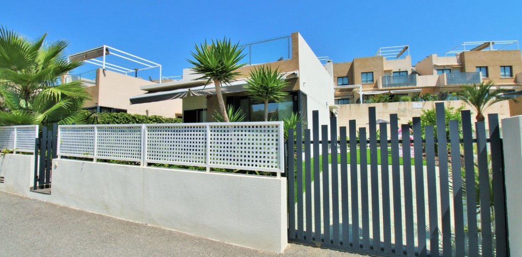 Villa La Zenia, Alicante, Spānijā 3 istabas, 72 m2 Nr. 145369