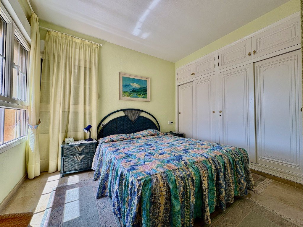 Villa in Villamartin, Alicante, Spanien 2 Schlafzimmer, 160 m2 Nr. 145366