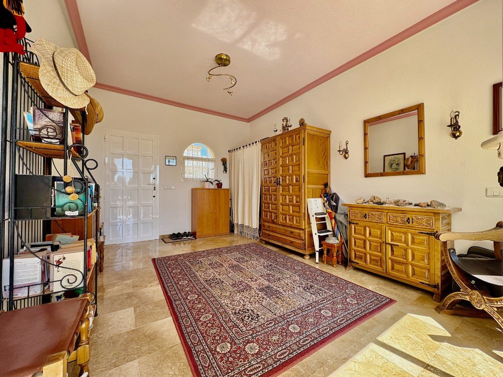 Villa in Villamartin, Alicante, Spanien 2 Schlafzimmer, 160 m2 Nr. 145366