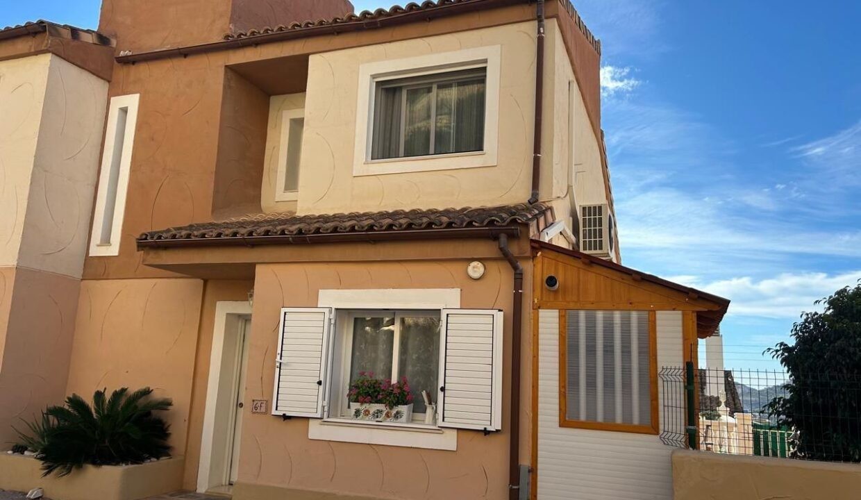 Villa in Benidorm, Alicante, Spanien 3 Schlafzimmer, 177 m2 Nr. 180102