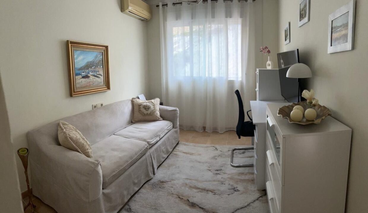 Villa in Benidorm, Alicante, Spanien 3 Schlafzimmer, 177 m2 Nr. 180102