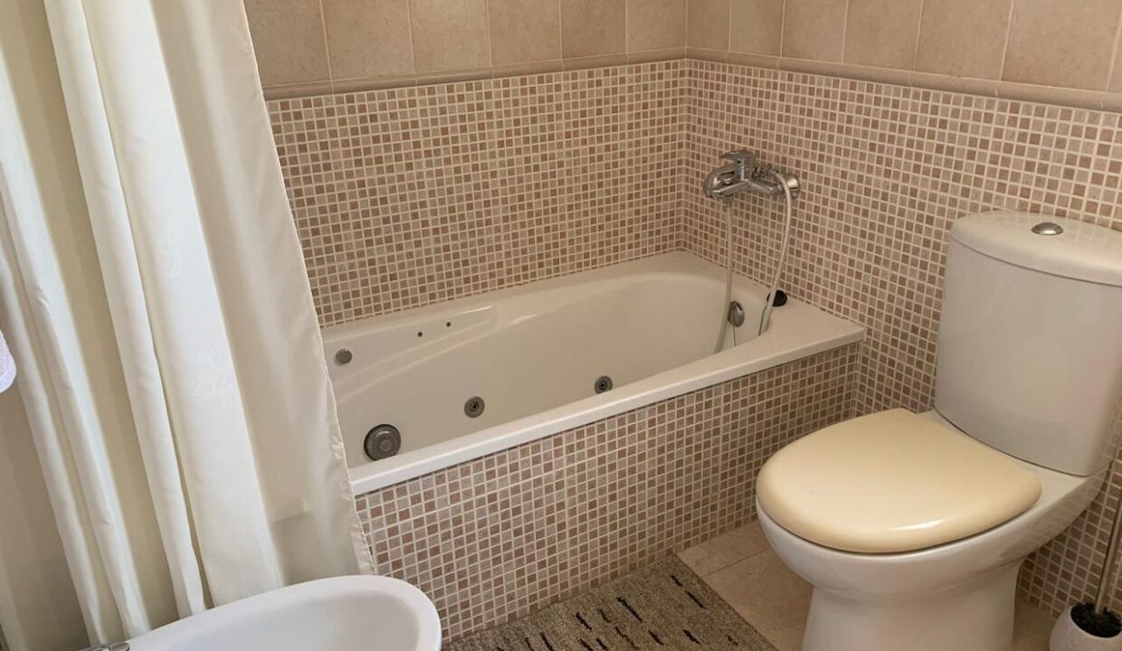 Villa in Benidorm, Alicante, Spanien 3 Schlafzimmer, 177 m2 Nr. 180102