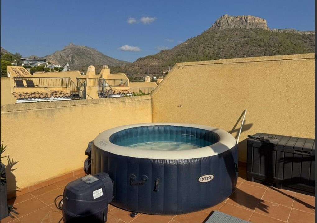 Tvåvåningslägenhet i Calpe, Alicante, Spanien 3 sovrum, 150 kvm. Nr. 180103