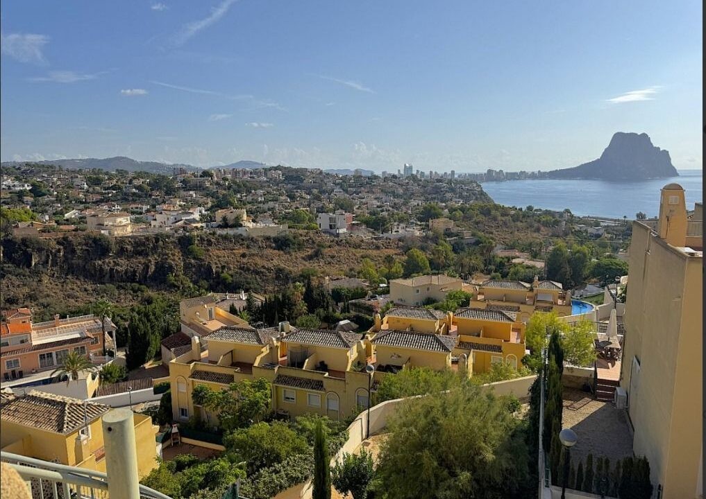Tvåvåningslägenhet i Calpe, Alicante, Spanien 3 sovrum, 150 kvm. Nr. 180103