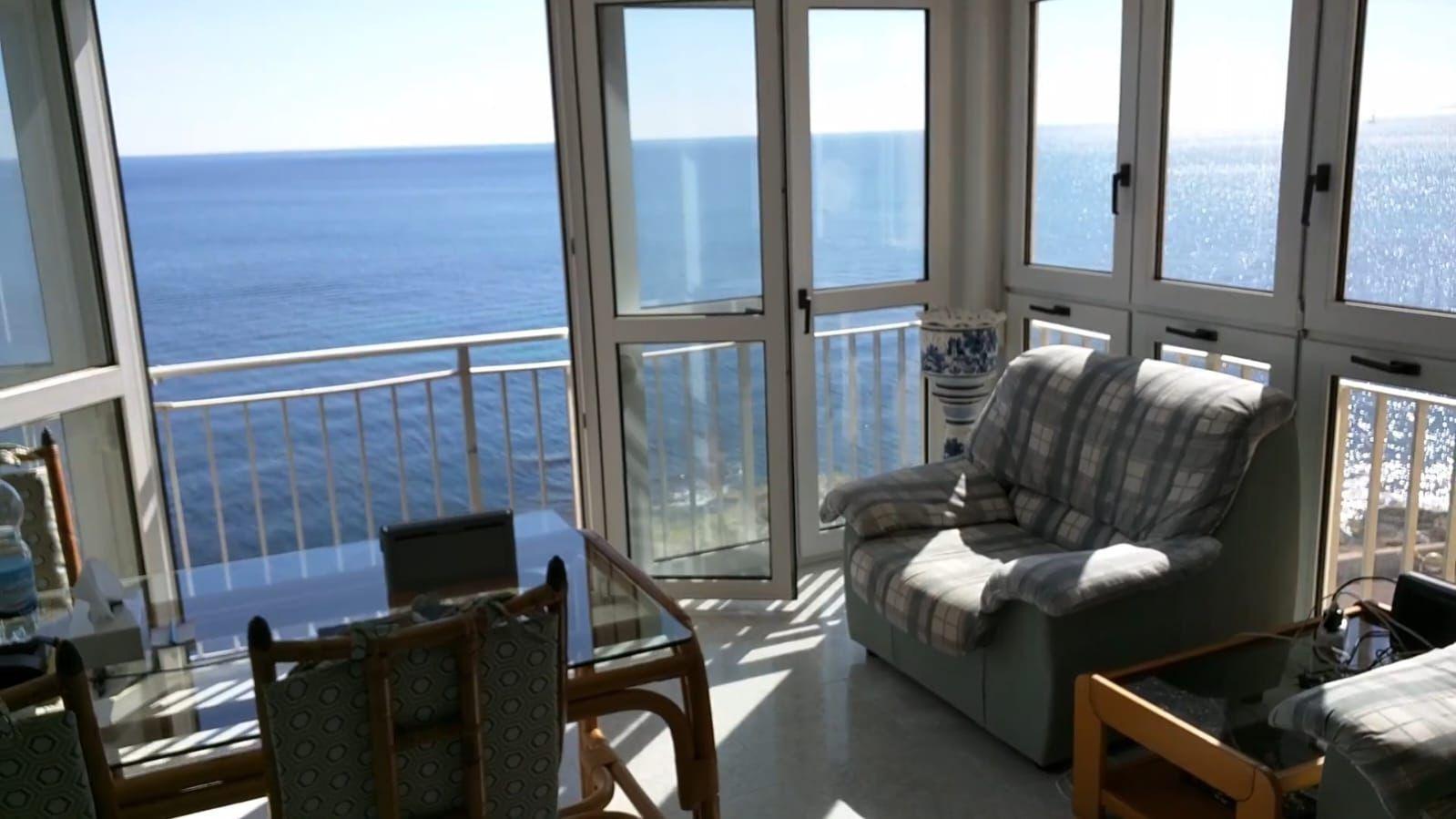 Apartment in Torrevieja, Alicante, Spain 4 bedrooms, 122 sq.m. No. 117113