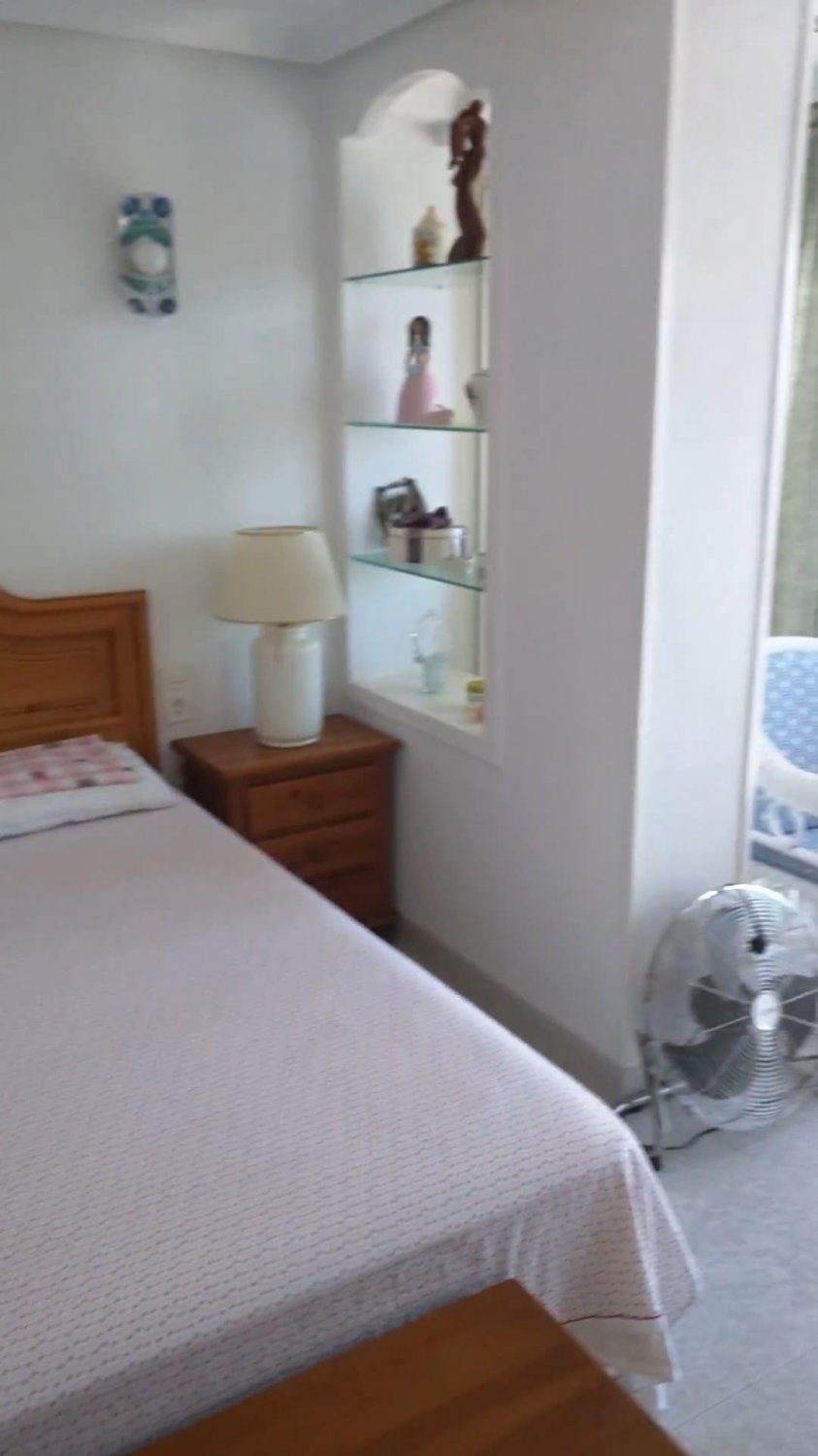 Apartment in Torrevieja, Alicante, Spain 4 bedrooms, 122 sq.m. No. 117113