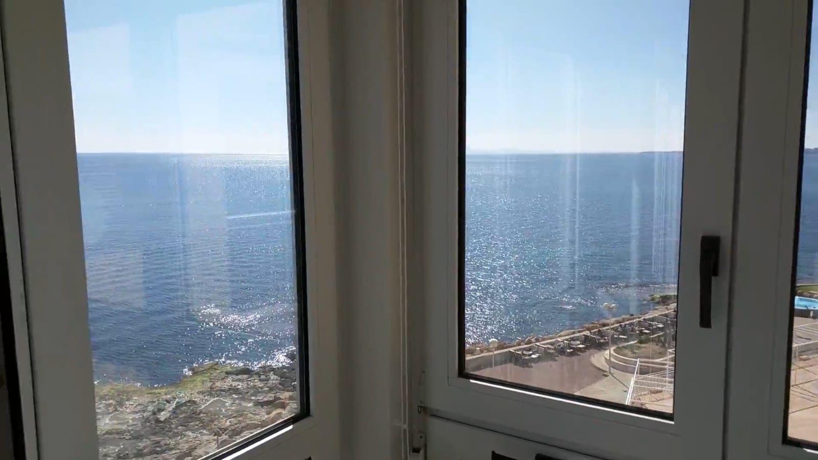 Apartment in Torrevieja, Alicante, Spain 4 bedrooms, 122 sq.m. No. 117113