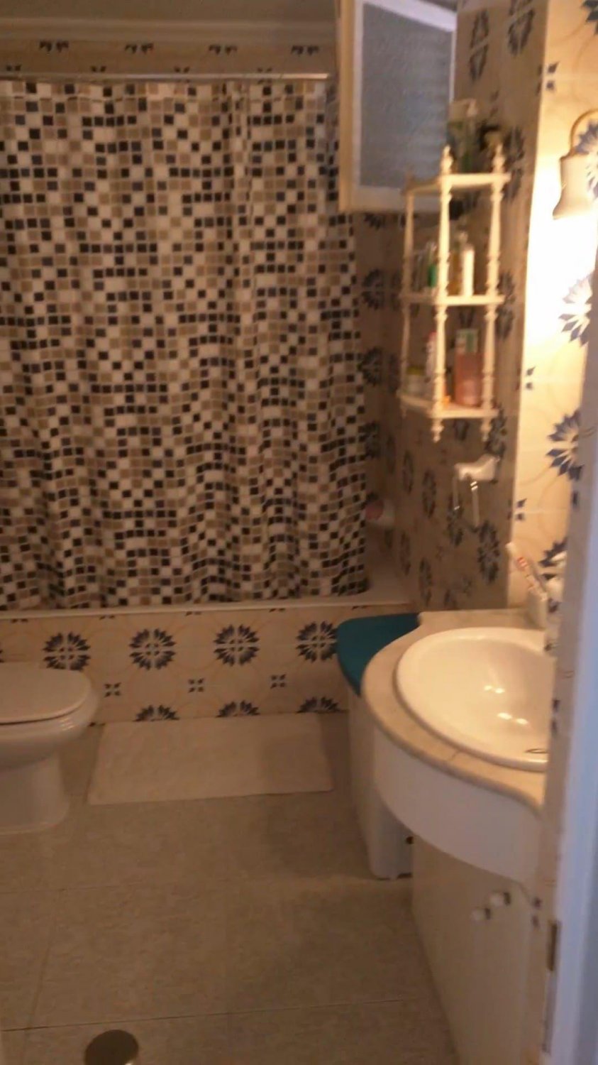 Apartment in Torrevieja, Alicante, Spain 4 bedrooms, 122 sq.m. No. 117113