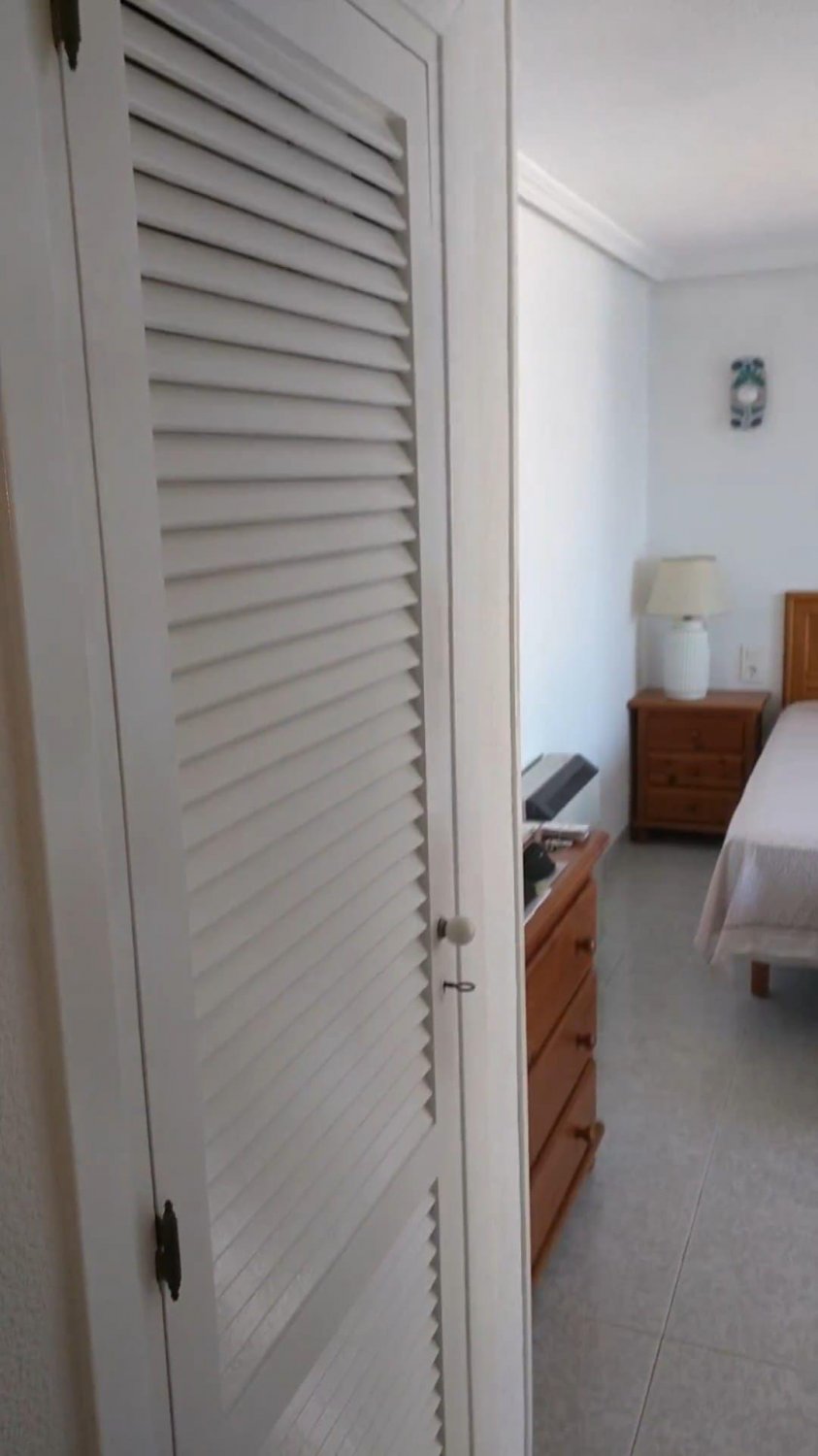 Apartment in Torrevieja, Alicante, Spain 4 bedrooms, 122 sq.m. No. 117113